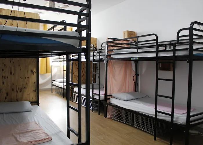 Le Flaneur Guesthouse